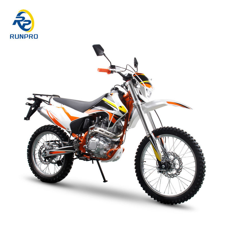 CE 승인 250cc 4 스트록 레이싱 더트 바이크 CNC 트리플 클램프와 수압 브레이크